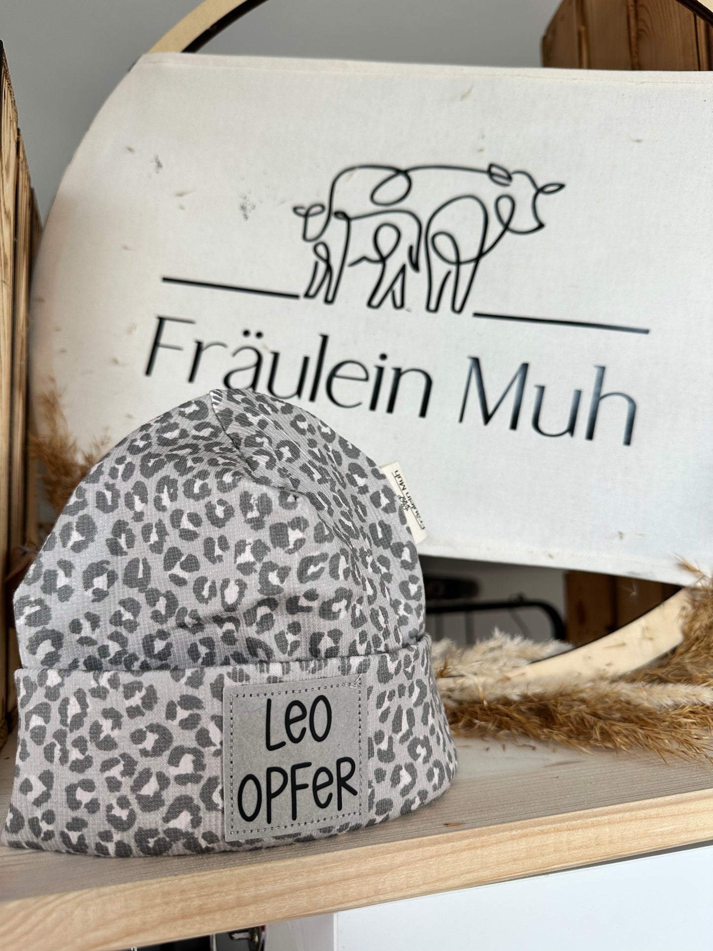 Mütze Leo Grau/Flieder „Leoopfer „Fräulein Muh Kollektion